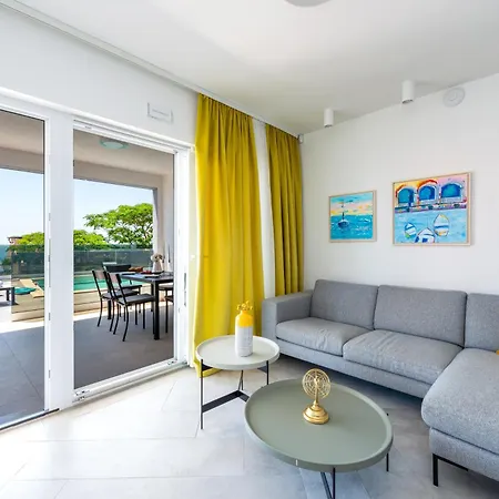 Apartments Villa Poco Loco Mlini Room photo
