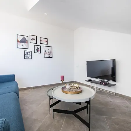 Apartments Villa Poco Loco Mlini Room photo