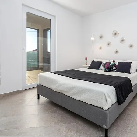 Apartments Villa Poco Loco Mlini Room photo